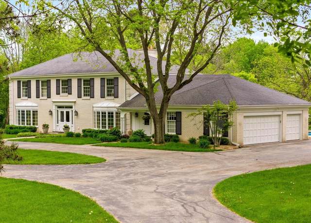 Property at 8704 W Bonniwell Rd, Mequon, WI 53097, 5 beds, 4 baths