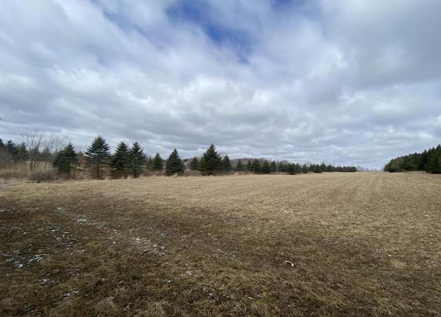 Property at Lt7 E Hawthorne Dr, Fredonia, WI 53021