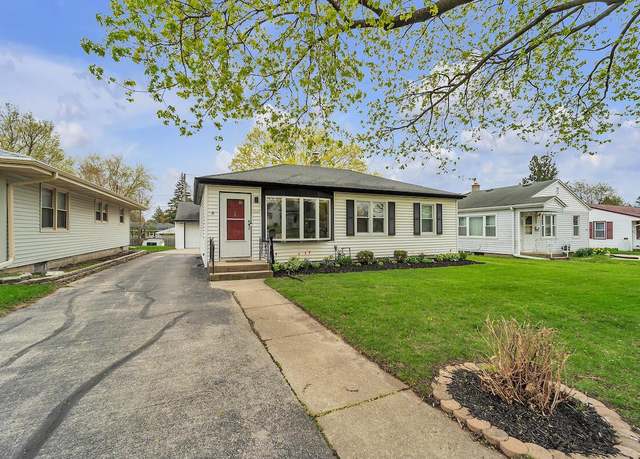 Property at 3029 94th St, Sturtevant, WI 53177, 3 beds, 1 bath