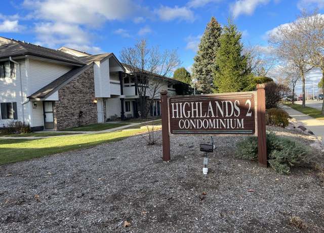 Property at 8525 N 107th St, Milwaukee, WI 53224, 2 beds, 1.5 baths