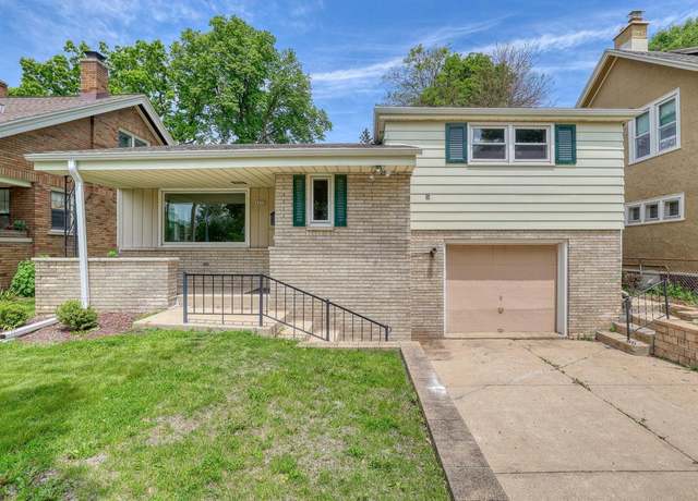 Property at 4828 W Wisconsin Ave, Milwaukee, WI 53208, 2 beds, 1 bath
