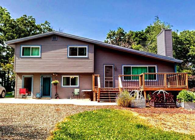 Property at N2493 Kunz Rd, Fort Atkinson, WI 53538, 3 beds, 2 baths