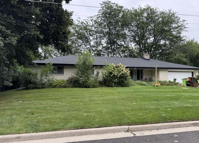 Property at 130 Riverview Hts, Mayville, WI 53050, 4 beds, 2.5 baths