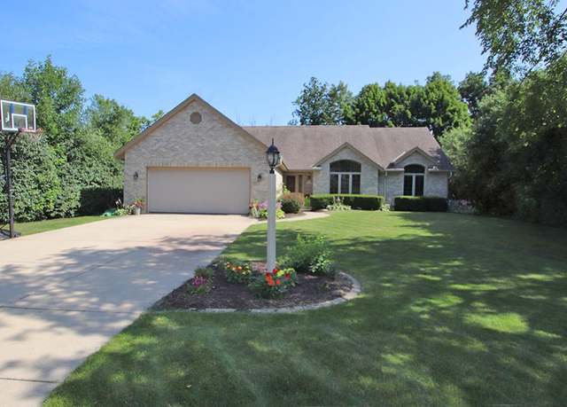 Property at N52W14273 Thornhill Dr, Menomonee Falls, WI 53051, 3 beds, 3 baths