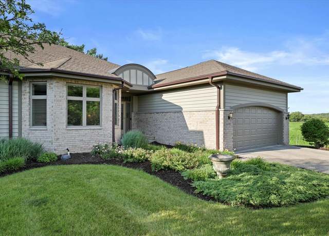 Property at 16600 Lake Cir Unit B, Brookfield, WI 53005, 2 beds, 2 baths