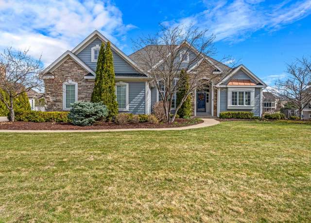 Property at 1293 Mary Hill Cir, Hartland, WI 53029, 4 beds, 3.5 baths