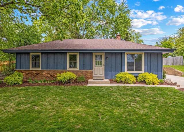 Property at 2404 Brentwood Dr, Waukesha, WI 53188, 3 beds, 1.5 baths