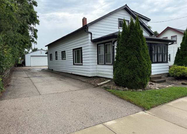 Property at 580 Milwaukee St, Lomira, WI 53048, 3 beds, 2 baths