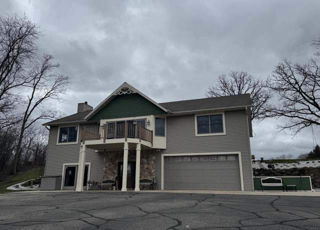 Property at W360S10139 Markham Rd, Eagle, WI 53119, 3 beds, 3 baths