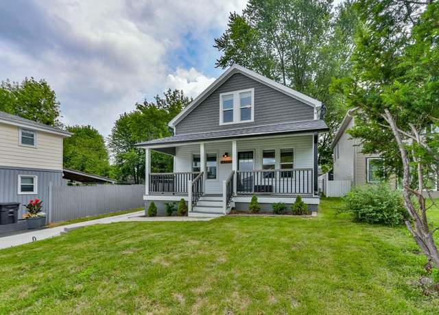 Property at 25621 S Wind Lake Rd, Waterford, WI 53185, 3 beds, 2 baths