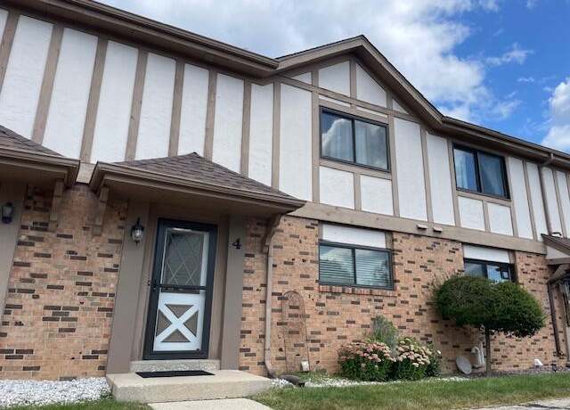 Property at 5701 Cambridge Cir #4, Mount Pleasant, WI 53406, 3 beds, 1.5 baths