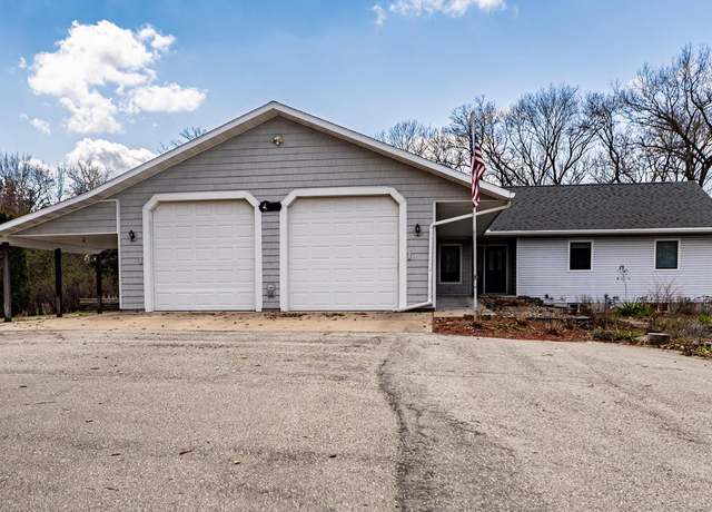 Property at 18659 Ibeam Rd, Sparta, WI 54656, 3 beds, 2.5 baths