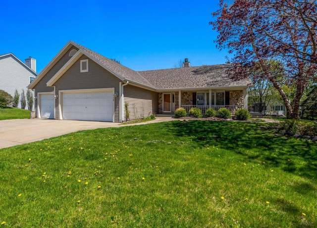 Property at 508 Eastern Trl, Mukwonago, WI 53149, 3 beds, 3 baths
