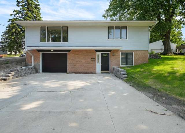 Property at 1103 9th Ave, Union Grove, WI 53182, 3 beds, 1.5 baths