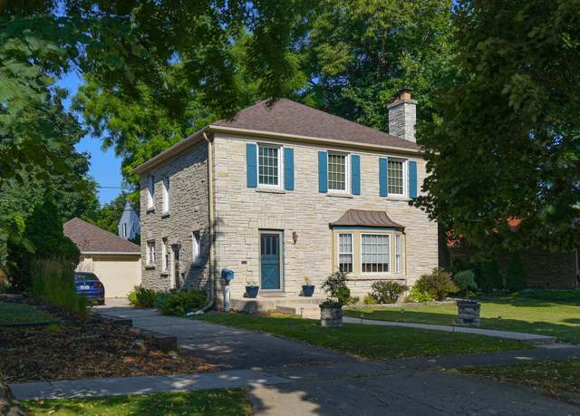 Property at 211 N 88th St, Wauwatosa, WI 53226, 3 beds, 1.5 baths