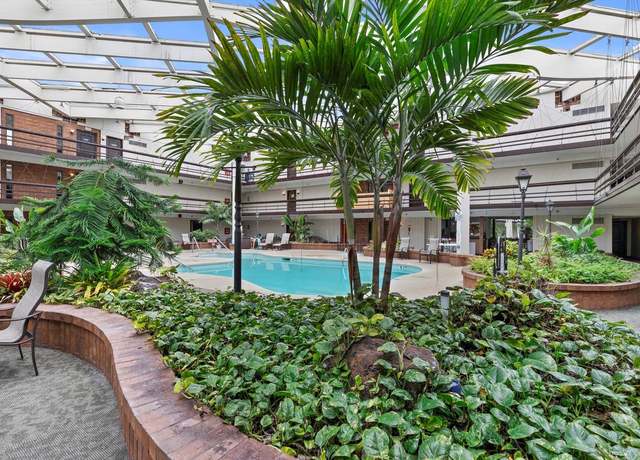 Property at 6100 W Stonehedge Dr #142, Greenfield, WI 53220, 2 beds, 2 baths