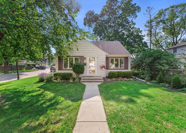 Property at 837 S 113th St, West Allis, WI 53214, 4 beds, 1.5 baths