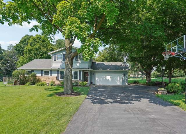 Property at 4131 S Church Dr, New Berlin, WI 53151, 4 beds, 2.5 baths
