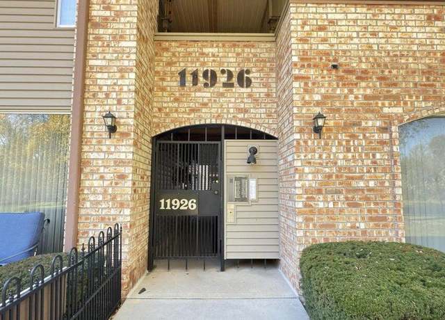 Property at 11926 W Mill Rd #7, Milwaukee, WI 53225, 1 bed, 1 bath