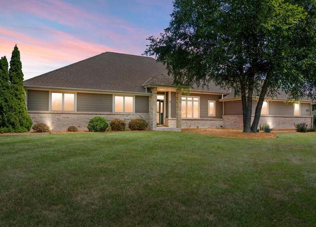 Property at N75W24828 Robyn Ct, Sussex, WI 53089, 4 beds, 3 baths