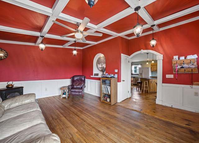 Property at 1200 E Moreland Blvd, Waukesha, WI 53186, 5 beds, 2 baths