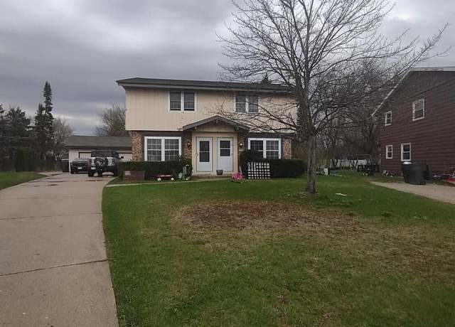 Property at 1041 Sundown Ct, Mukwonago, WI 53149, 6 beds, 2 baths