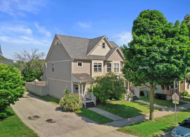 Property at 2118 N Palmer St, Milwaukee, WI 53212, 3 beds, 1.5 baths
