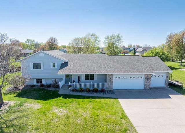 Property at N7121 Elizabeth Dr, Holmen, WI 54636, 4 beds, 3 baths