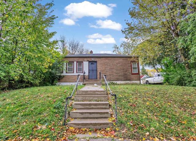 Property at 4470 N 37th St, Milwaukee, WI 53209, 2 beds, 1 bath