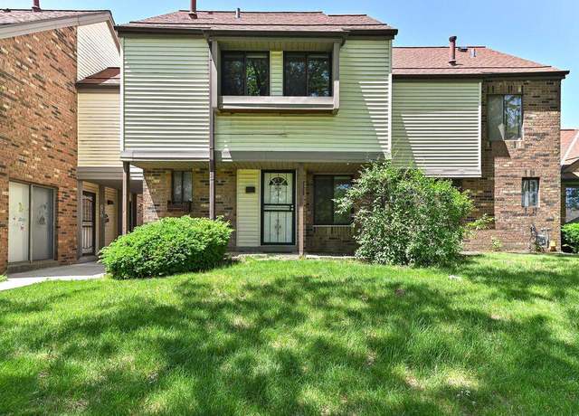 Property at 9618 W Bradley Rd, Milwaukee, WI 53224, 3 beds, 1.5 baths