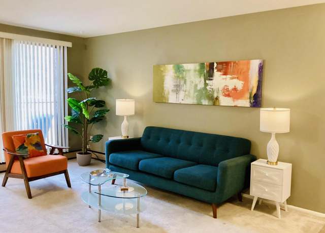 Property at 4080 W Rivers Edge Cir #5, Brown Deer, WI 53209, 1 bed, 1 bath