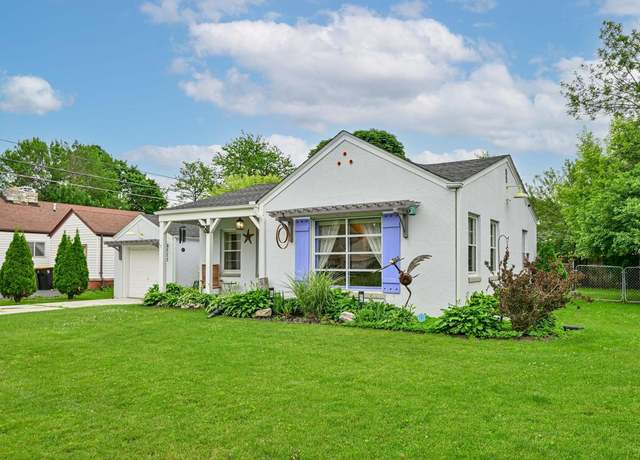 Property at 3117 N Knoll Blvd, Wauwatosa, WI 53222, 1 bed, 1 bath