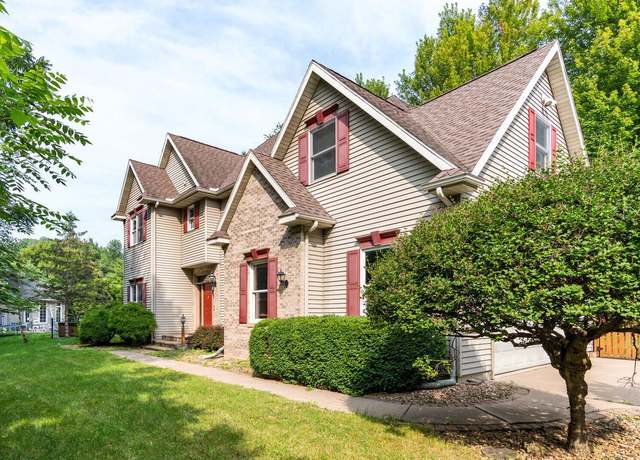 Property at 509 Green Coulee Rd, Onalaska, WI 54650, 5 beds, 4 baths