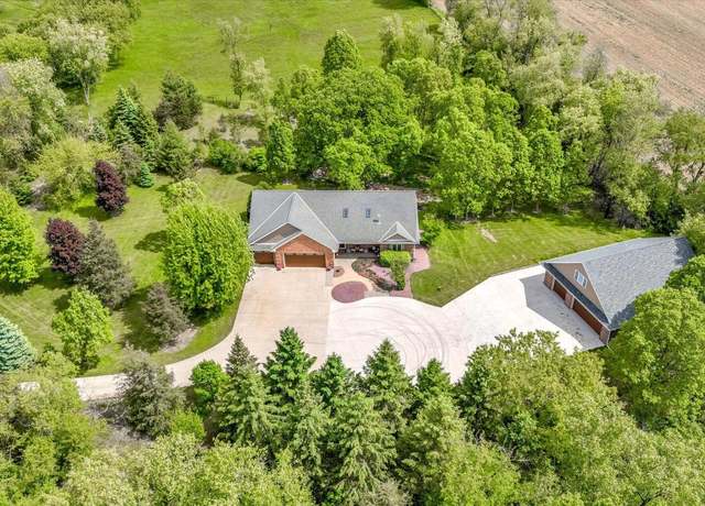 Property at N8414 Pleasant Lake Rd, East Troy, WI 53120, 4 beds, 3.5 baths