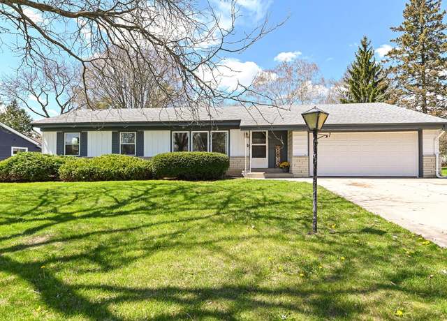 Property at 8243 N 50th St, Brown Deer, WI 53223, 3 beds, 1.5 baths