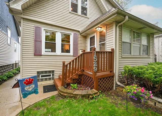 Property at 1529 S 81st St, West Allis, WI 53214, 3 beds, 1.5 baths