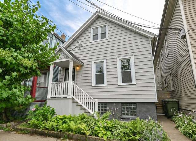 Property at 1315 E Kane Pl, Milwaukee, WI 53202, 2 beds, 1 bath