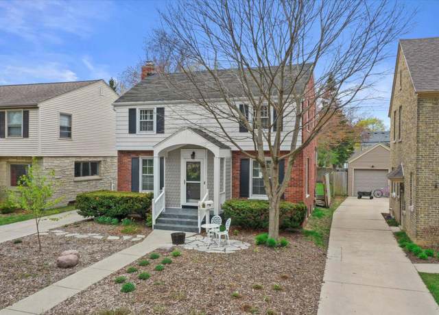 Property at 4773 N Marlborough Dr, Whitefish Bay, WI 53211, 3 beds, 1.5 baths