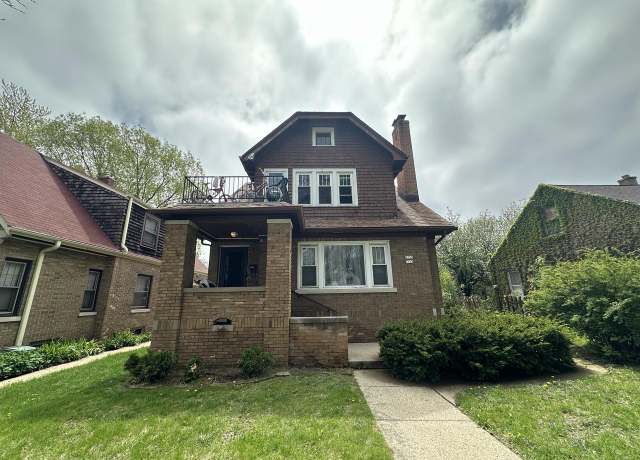 Property at 5733 W Philip Pl, Milwaukee, WI 53216, 4 beds, 2 baths