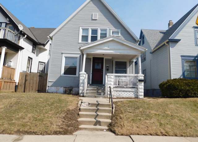 Property at 2828 N Richards St, Milwaukee, WI 53212, 4 beds, 2 baths