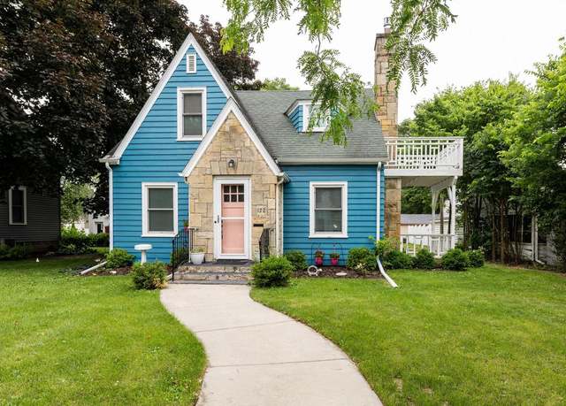 Property at 122 N Chester St, Sparta, WI 54656, 3 beds, 1.5 baths