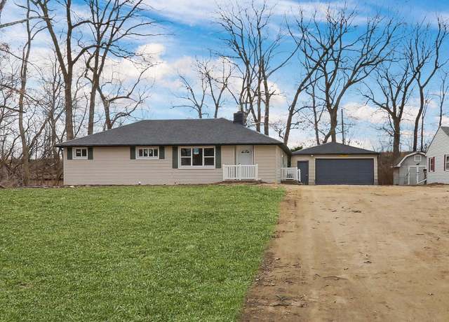 Property at 4242 Fox Hills Ct, Janesville, WI 53546, 4 beds, 2 baths