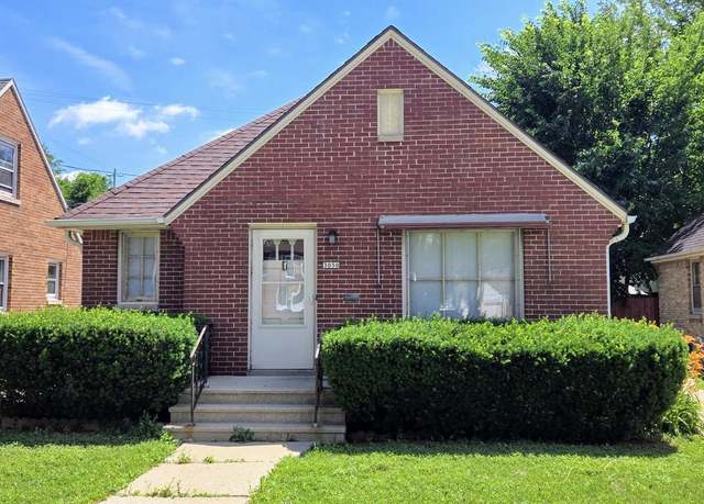 Property at 3050 N 76 St, Milwaukee, WI 53222, 2 beds, 1 bath