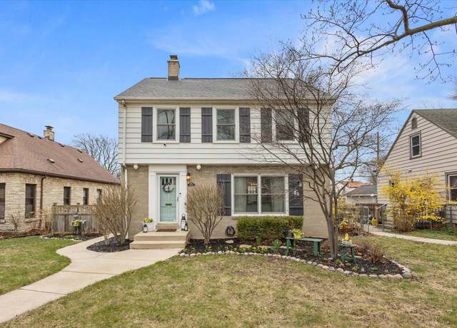 Property at 2855 N 74th St, Milwaukee, WI 53210, 3 beds, 1.5 baths