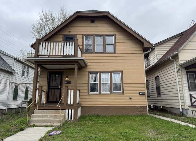 Property at 3762 N 5th St Unit 3762A, Milwaukee, WI 53212, 4 beds, 2 baths