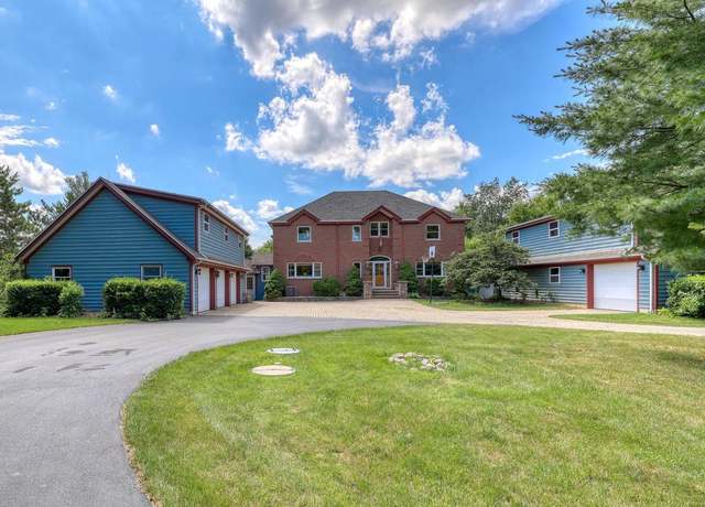 Property at 6444 Brever Rd, Burlington, WI 53105, 5 beds, 3.5 baths