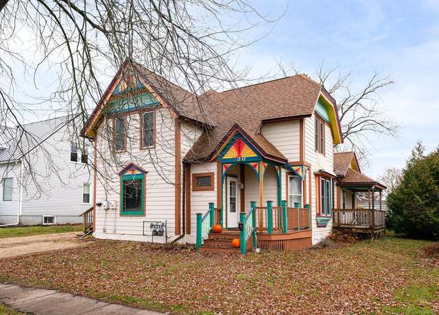 Property at 130 W Maple St, Viroqua, WI 54665, 3 beds, 2 baths