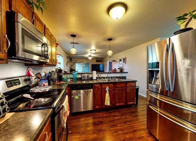 Property at 619 Reena Ave #8, Fort Atkinson, WI 53538, 2 beds, 2 baths