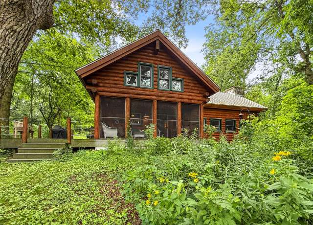 Property at N5899 Connaughton Ln, Elkhorn, WI 53121, 1 bed, 1 bath