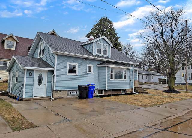 Property at 503 N Garfield Pl, Appleton, WI 54911, 3 beds, 2 baths